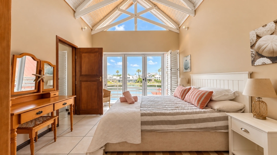 4 Bedroom Property for Sale in Marina Martinique Eastern Cape